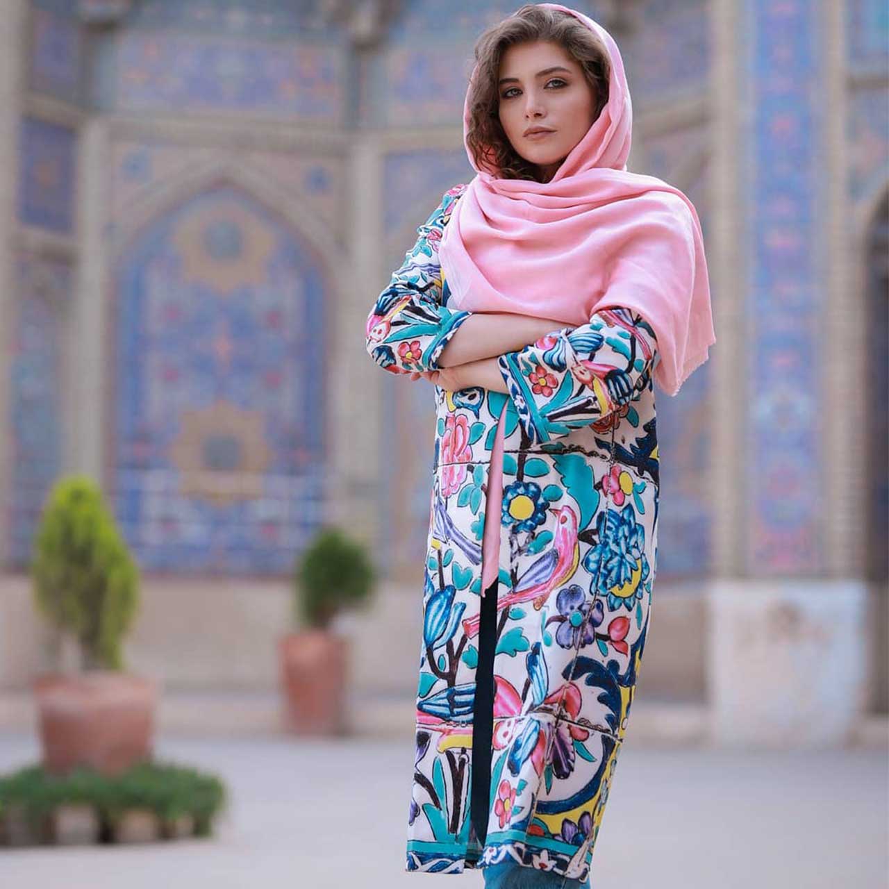 مانتو زنانه پارسی مدل کاشی نارنجستان